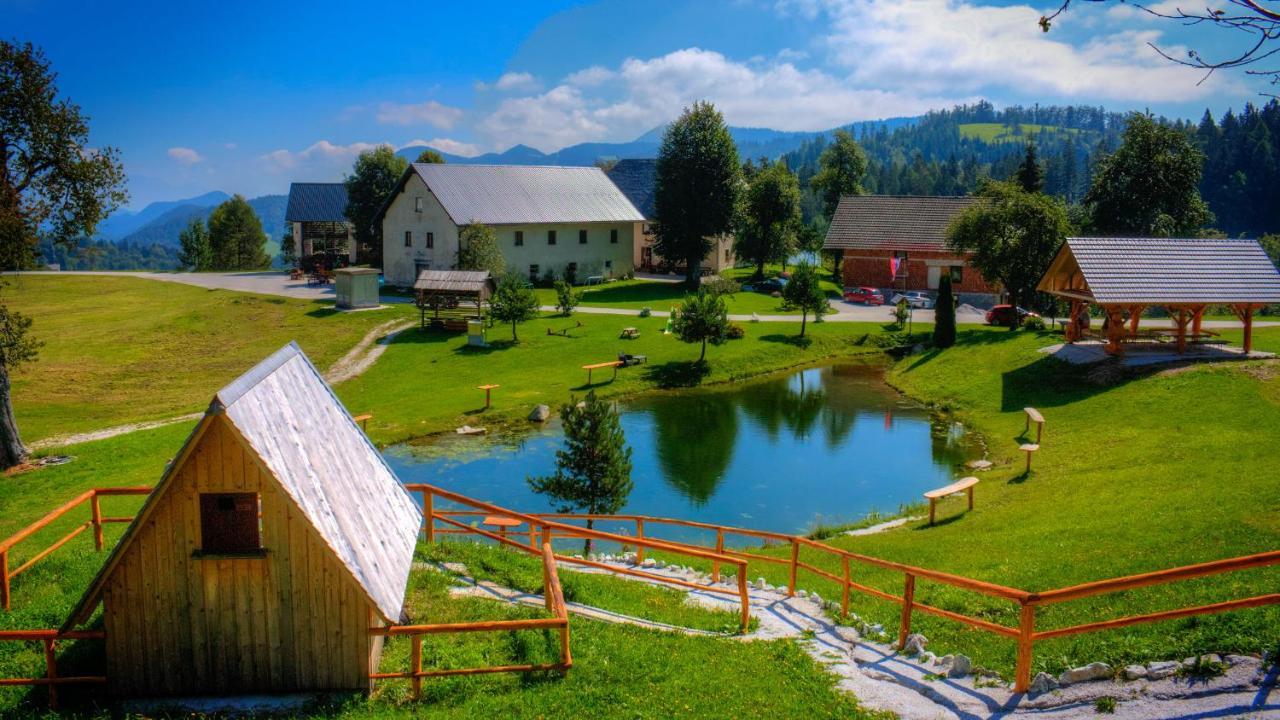 Glamping Vrhovc Hotel Zelezniki Buitenkant foto