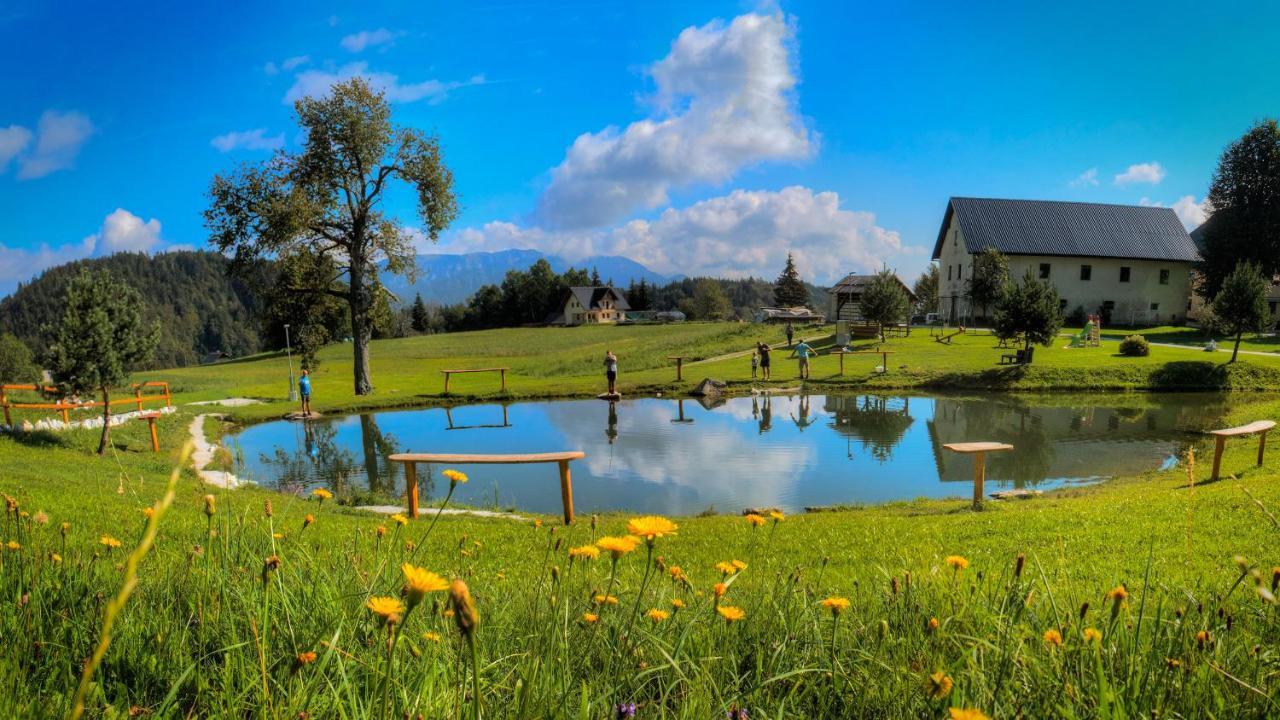 Glamping Vrhovc Hotel Zelezniki Buitenkant foto