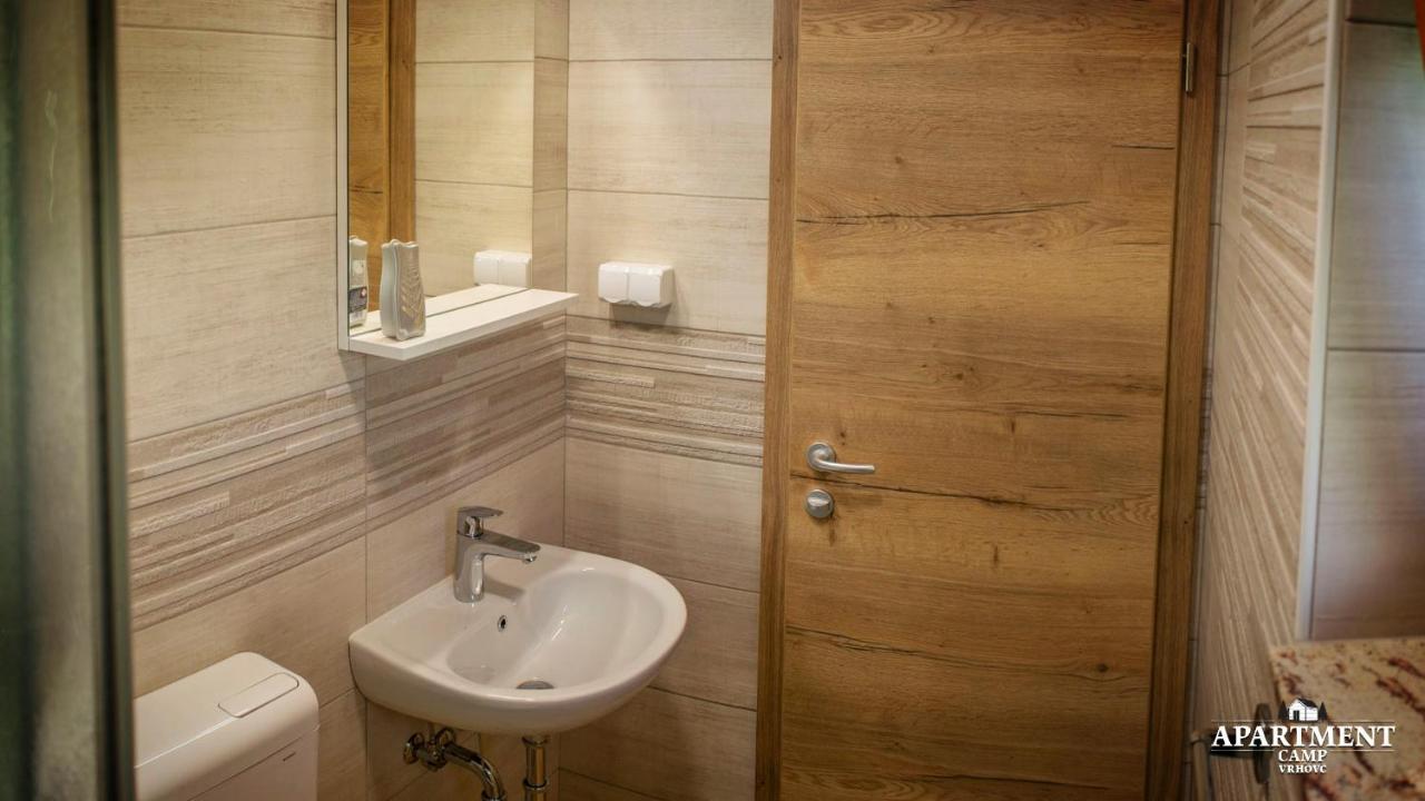 Glamping Vrhovc Hotel Zelezniki Buitenkant foto